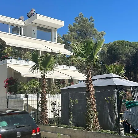 Anna Holiday home Golem (Tirana)